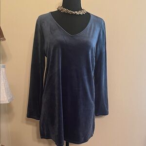 Chic Midnight Blue V-Neck Women's Tunic